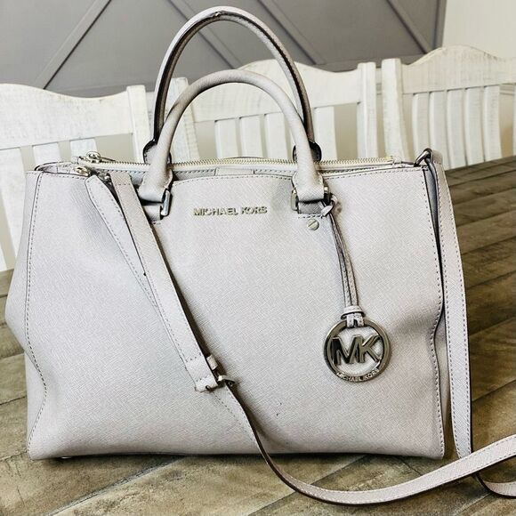 Michael Kors Sutton Satchel in Pearl Gray - Picture 2 of 10